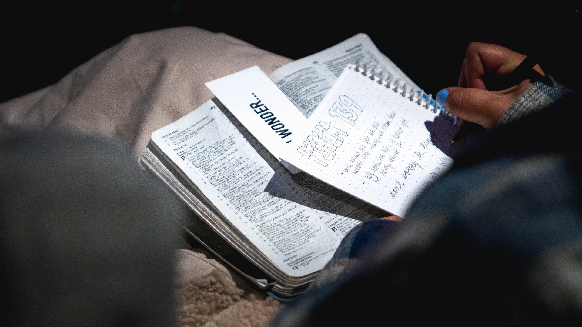 Handwritten Bible Notes: 5 Benefits for Bible Study